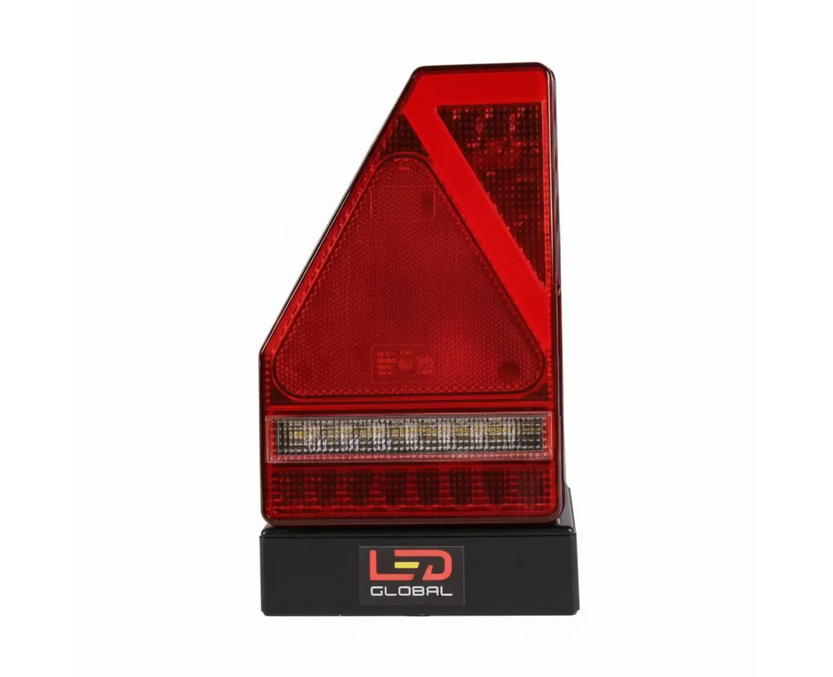 Luz Traseira LED Triangular de Combinação com Resistor Inteligente Incorporado (LD) - LG571