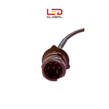 Wiring adapter for standard lamps on Volvo and Renault trucks. - LG1811