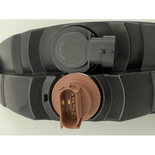 John Deer LED Tail Light Right - LG510R