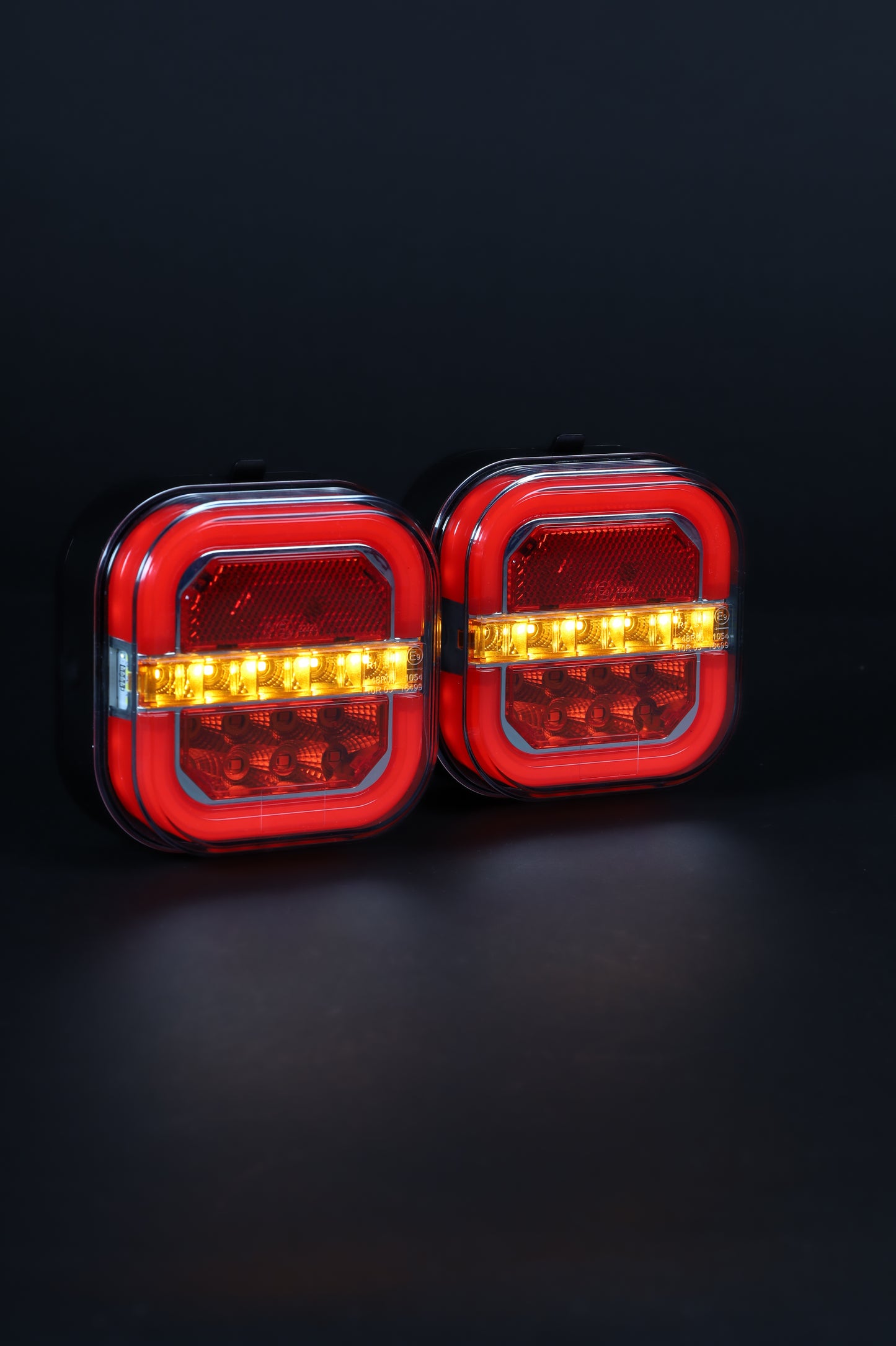 Rechargeable LED Magnetic Trailer Tail Light Kit - LG505